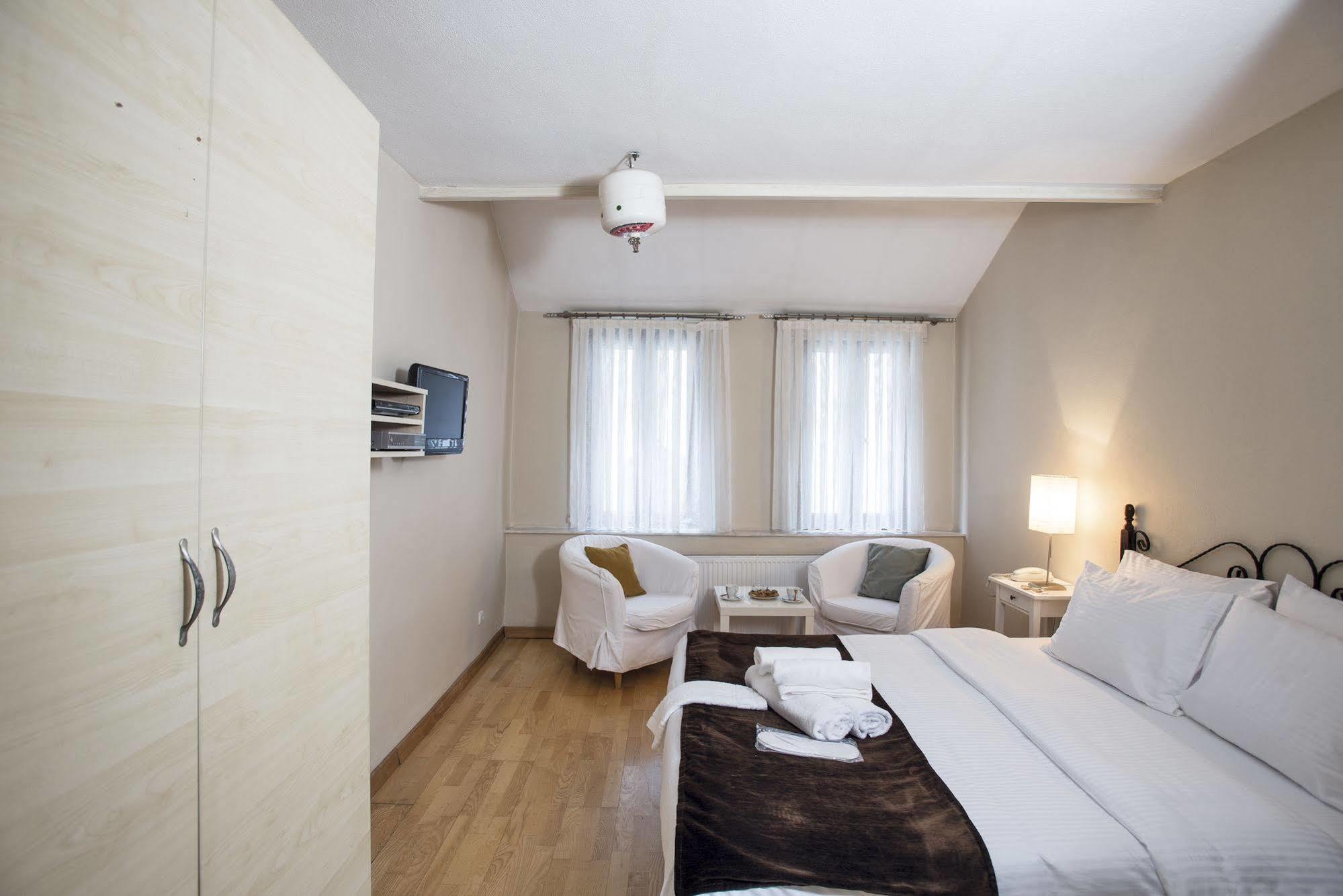 Gen Suites Pera Истанбул Екстериор снимка